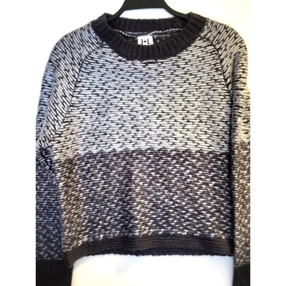 John + Jenn Knit Color Block Sweater NWT - Picture 1 of 6